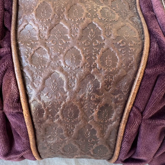 Vintage Juicy Couture Purple Velvet And Lamb Leather Royal Handbag Purse Y2K 90s - Picture 8 of 16